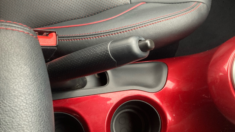 Nissan Juke 1.5 dCi Tekna 5dr Diesel Hatchback